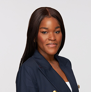 Headshot of Rachel Essel
